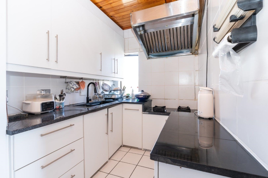 6 Bedroom Property for Sale in Welgelegen Western Cape